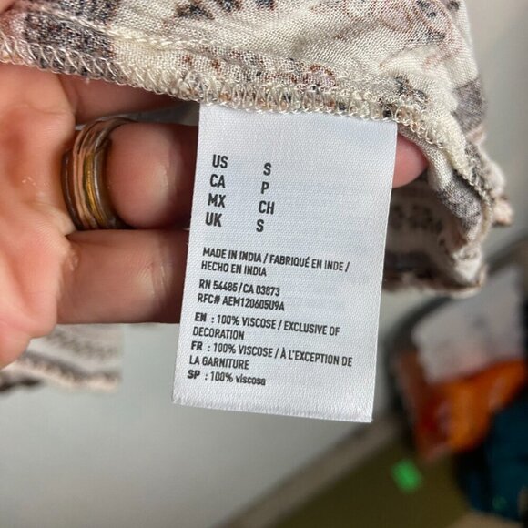 American Eagle Size S Off Shoulder Flared Sleeve Boho Top Neutral Brown Hippie - Picture 2 of 7